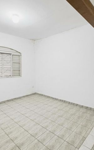 Casa para alugar com 150m², 2 quartos e 2 vagas Casa para alugar com 150m², 2 quartos e 2 vagasSala