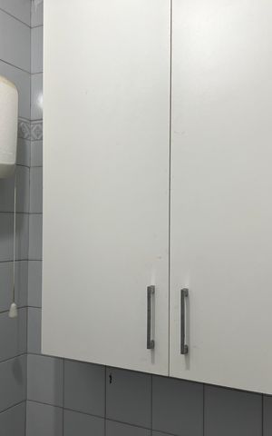 Apartamento para alugar com 79m², 2 quartos e 1 vaga Apartamento para alugar com 79m², 2 quartos e 1 vagaBanheiro 2 - Armário