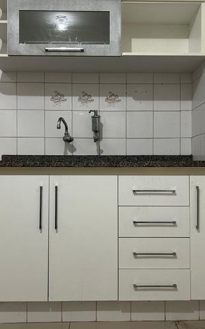 Apartamento para alugar com 79m², 2 quartos e 1 vaga Apartamento para alugar com 79m², 2 quartos e 1 vagaDetalhe - Cozinha