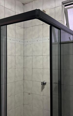 Apartamento para alugar com 79m², 2 quartos e 1 vaga Apartamento para alugar com 79m², 2 quartos e 1 vagaDetalhe do banheiro