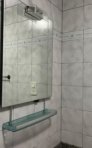 Apartamento para alugar com 79m², 2 quartos e 1 vaga Apartamento para alugar com 79m², 2 quartos e 1 vagaBanheiro Corredor