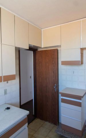 Apartamento à venda com 140m², 3 quartos e 1 vaga Apartamento à venda com 140m², 3 quartos e 1 vagaCozinha 2