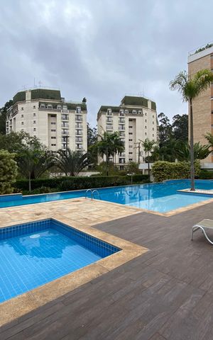 Apartamento para alugar com 142m², 4 quartos e 3 vagas