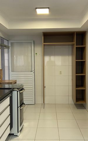 Apartamento para alugar com 142m², 4 quartos e 3 vagas