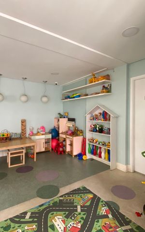 Apartamento para alugar com 142m², 4 quartos e 3 vagas