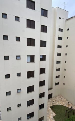 Apartamento para alugar com 142m², 4 quartos e 3 vagas