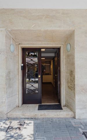 Apartamento para alugar com 118m², 2 quartos e sem vagaFachada