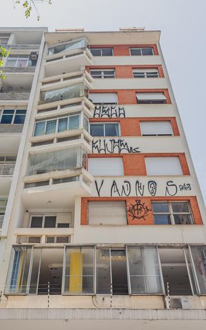 Apartamento para alugar com 118m², 2 quartos e sem vagaFachada
