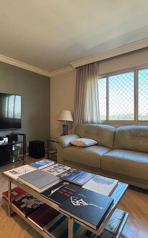 Apartamento à venda com 185m², 4 quartos e 3 vagas Apartamento à venda com 185m², 4 quartos e 3 vagasSala