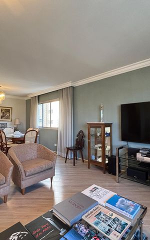 Apartamento à venda com 185m², 4 quartos e 3 vagas Apartamento à venda com 185m², 4 quartos e 3 vagasSala