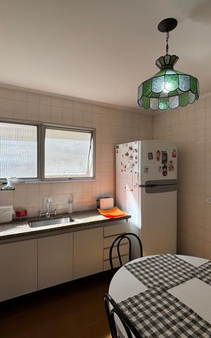 Apartamento à venda com 185m², 4 quartos e 3 vagas Apartamento à venda com 185m², 4 quartos e 3 vagasCozinha