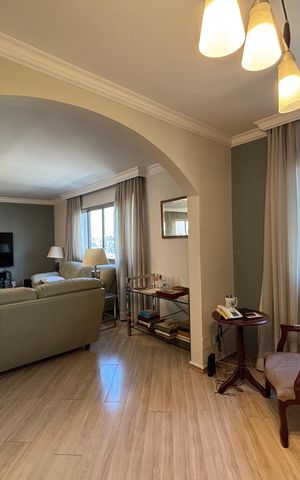 Apartamento à venda com 185m², 4 quartos e 3 vagas Apartamento à venda com 185m², 4 quartos e 3 vagasSala