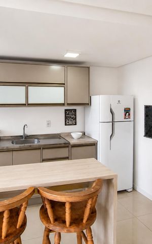 Apartamento para alugar com 61m², 2 quartos e 2 vagas Apartamento para alugar com 61m², 2 quartos e 2 vagasCozinha