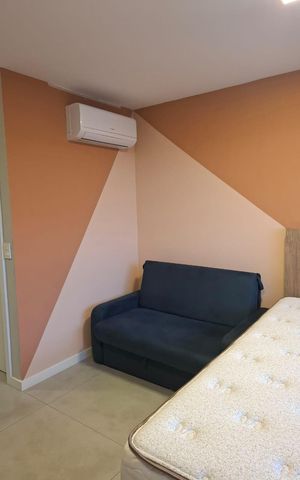 Studio para alugar com 29m², 1 quarto e sem vaga Studio para alugar com 29m², 1 quarto e sem vagaSala