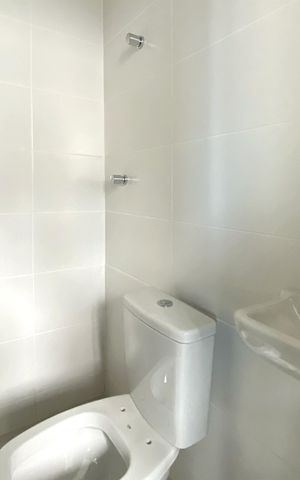 Apartamento à venda com 97m², 3 quartos e 2 vagas Apartamento à venda com 97m², 3 quartos e 2 vagasBanheiro de serviço