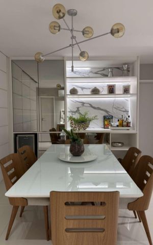 Apartamento à venda com 175m², 4 quartos e 3 vagas Apartamento à venda com 175m², 4 quartos e 3 vagasSala