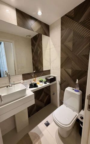 Apartamento à venda com 175m², 4 quartos e 3 vagas Apartamento à venda com 175m², 4 quartos e 3 vagasBanheiro