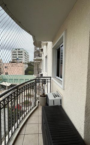 Apartamento à venda com 61m², 2 quartos e 1 vagaVaranda