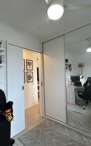 Apartamento à venda com 61m², 2 quartos e 1 vagaVaranda