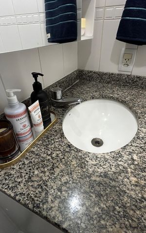 Apartamento à venda com 61m², 2 quartos e 1 vagaBanheiro da Suíte