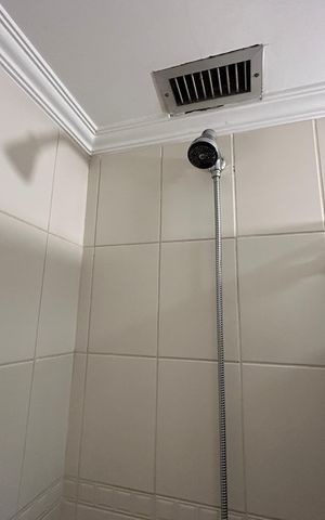 Apartamento à venda com 61m², 2 quartos e 1 vagaBanheiro Social