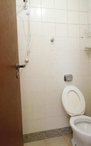 Apartamento à venda com 162m², 4 quartos e 2 vagasBanheiro de serviço