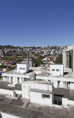 Apartamento à venda com 162m², 4 quartos e 2 vagasVista