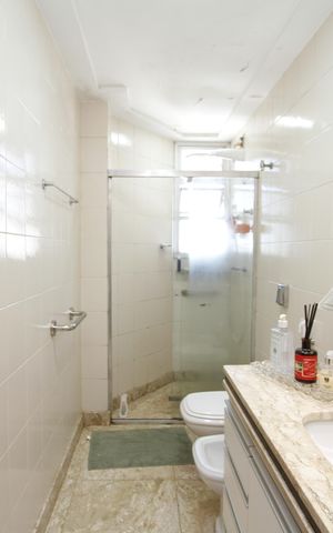 Apartamento à venda com 162m², 4 quartos e 2 vagasBanheiro Social