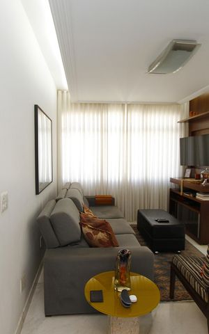 Apartamento à venda com 162m², 4 quartos e 2 vagasSala de TV