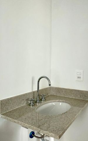 Apartamento à venda com 56m², 2 quartos e 1 vaga Apartamento à venda com 56m², 2 quartos e 1 vagaBanheiro da Suíte