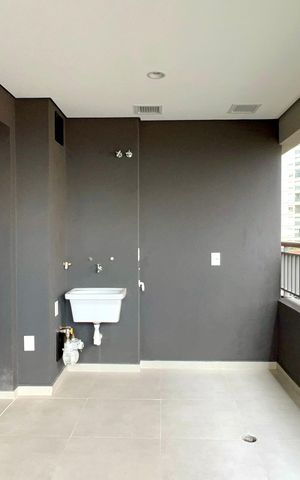 Apartamento à venda com 56m², 2 quartos e 1 vaga Apartamento à venda com 56m², 2 quartos e 1 vagaVaranda