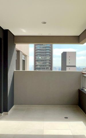 Apartamento à venda com 56m², 2 quartos e 1 vaga Apartamento à venda com 56m², 2 quartos e 1 vagaVaranda