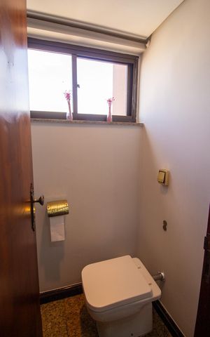 Apartamento para alugar com 273m², 3 quartos e 3 vagas Apartamento para alugar com 273m², 3 quartos e 3 vagasLavabo