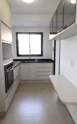 Apartamento para alugar com 120m², 3 quartos e 2 vagasCozinha