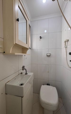 Apartamento à venda com 71m², 2 quartos e 1 vaga Apartamento à venda com 71m², 2 quartos e 1 vagaBaneiro de Serviço