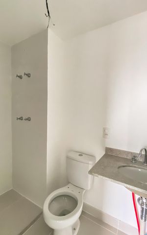 Apartamento para alugar com 34m², 1 quarto e sem vaga Apartamento para alugar com 34m², 1 quarto e sem vagaBanheiro da Suíte