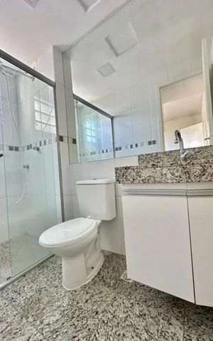 Apartamento para alugar com 55m², 2 quartos e 2 vagas Apartamento para alugar com 55m², 2 quartos e 2 vagasBanheiro