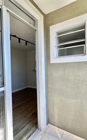 Apartamento para alugar com 55m², 2 quartos e 2 vagas Apartamento para alugar com 55m², 2 quartos e 2 vagasVaranda