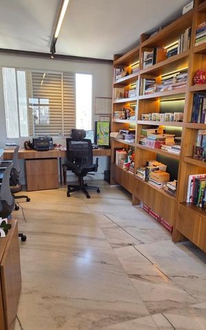 Apartamento à venda com 160m², 4 quartos e 2 vagas