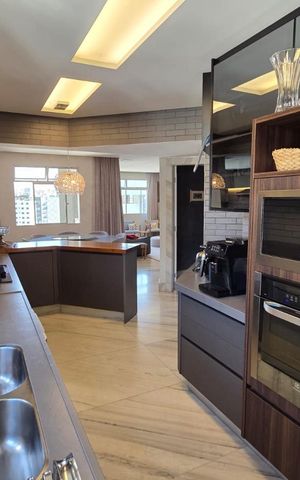 Apartamento à venda com 160m², 4 quartos e 2 vagas
