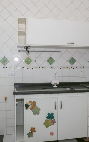 Apartamento à venda com 82m², 2 quartos e 1 vaga Apartamento à venda com 82m², 2 quartos e 1 vagaCozinha e Área de Serviço
