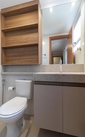 Apartamento para alugar com 56m², 2 quartos e 1 vaga Apartamento para alugar com 56m², 2 quartos e 1 vagaBanheiro da Suíte