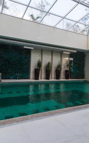 Apartamento à venda com 176m², 4 quartos e 3 vagasPiscina Coberta