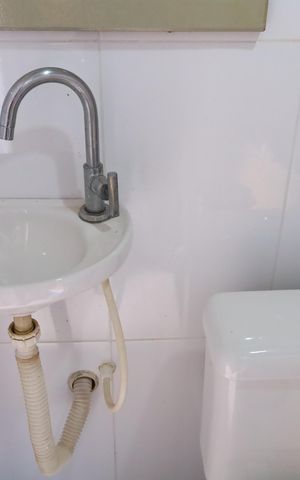 Casa à venda com 100m², 3 quartos e 2 vagasBanheiro 2 - Salão