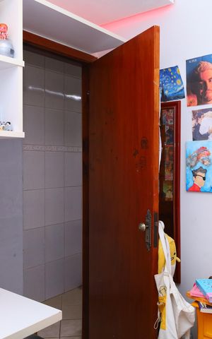 Casa à venda com 100m², 3 quartos e 2 vagasQuarto 3