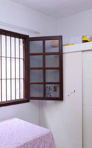 Casa à venda com 100m², 3 quartos e 2 vagasQuarto 2