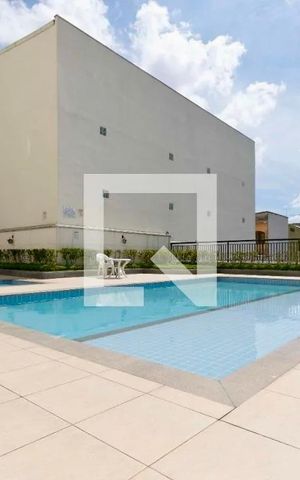 Apartamento à venda com 64m², 2 quartos e 1 vaga Apartamento à venda com 64m², 2 quartos e 1 vagaÁrea comum - Piscina