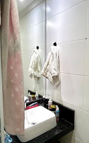 Apartamento à venda com 64m², 2 quartos e 1 vaga Apartamento à venda com 64m², 2 quartos e 1 vagaBanheiro 1