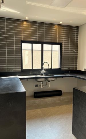 Casa de condomínio à venda com 150m², 3 quartos e 2 vagas Casa de condomínio à venda com 150m², 3 quartos e 2 vagasCozinha