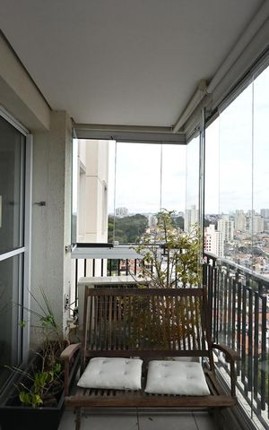 Apartamento à venda com 86m², 2 quartos e 2 vagasVaranda